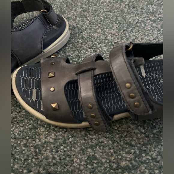 Ecco summer Velcro leather navy blue sandal  (size 30 or US 12) - Picture 3 of 4